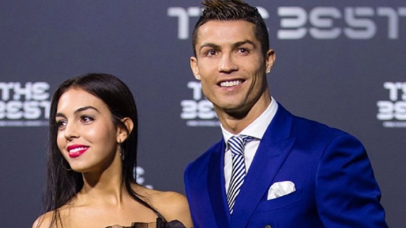 Vợ của Ronaldo là ai? Chuyện tình đáng ngưỡng mộ?
