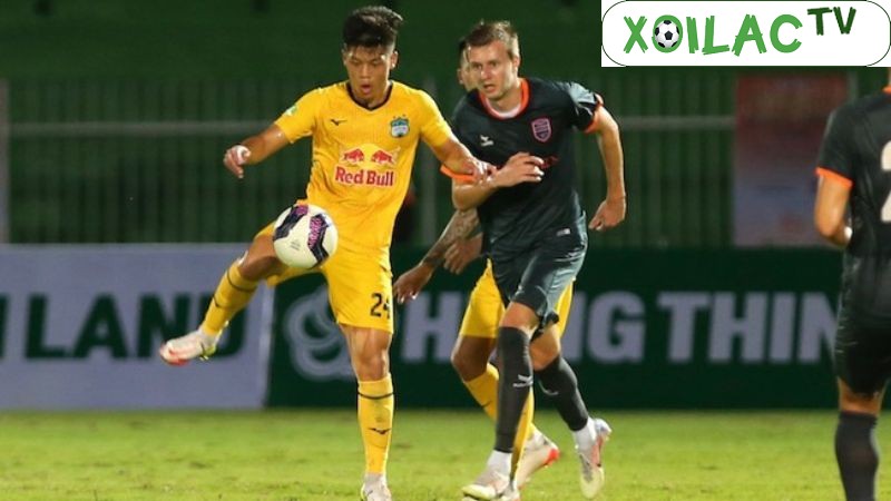 Cầu thủ Nguyễn Đức Việt nhiều lần được Kiatisak triệu tập vào đội 1 của HAGL